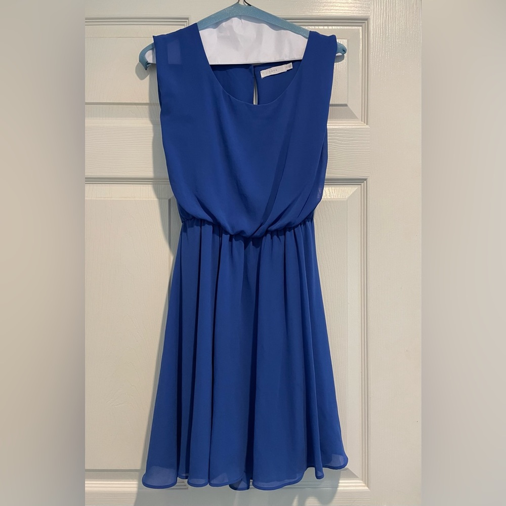 Blue dress
